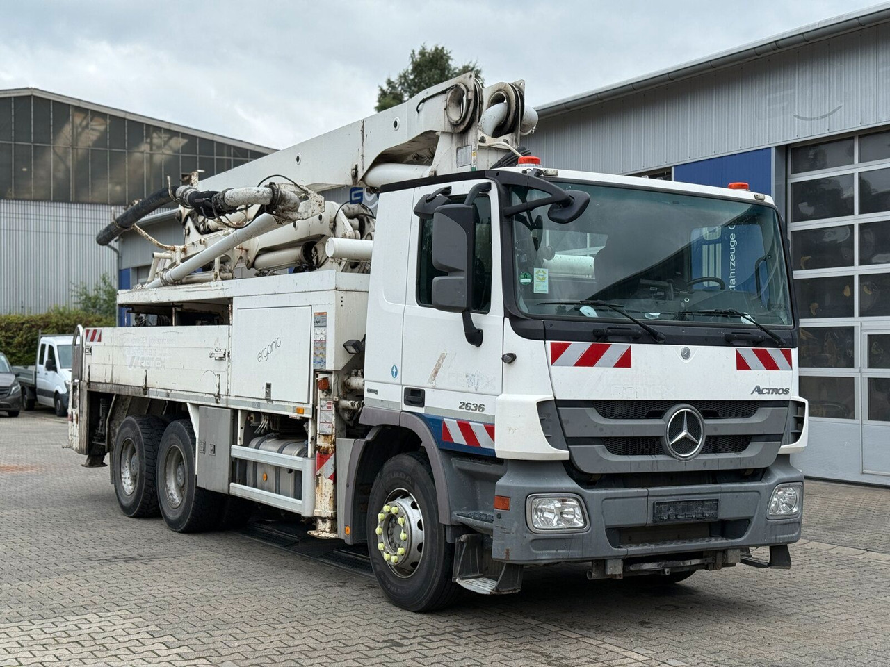 Mercedes-Benz Actros 2636 6x4 Betonpumpe Putzmeister 24-4 16H - Autočerpadlo: obrázek 1 Mercedes-Benz Actros 2636 6x4 Betonpumpe Putzmeister 24-4 16H - Autočerpadlo: obrázek 1