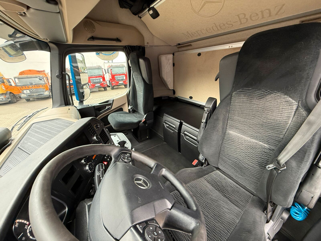 Nákladní automobil valníkový/ Plošinový, Auto s hydraulickou rukou Mercedes-Benz Actros 6x2 Pritsche Kran Palfinger PK34002 + JIB: obrázek 8