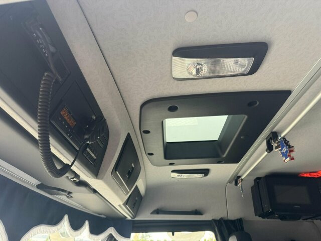 Hákový nosič kontejnerů, Auto s hydraulickou rukou Mercedes-Benz Arocs 3253 8x4 Abrollkipper Kran Palfinger 37002: obrázek 6 Hákový nosič kontejnerů, Auto s hydraulickou rukou Mercedes-Benz Arocs 3253 8x4 Abrollkipper Kran Palfinger 37002: obrázek 6