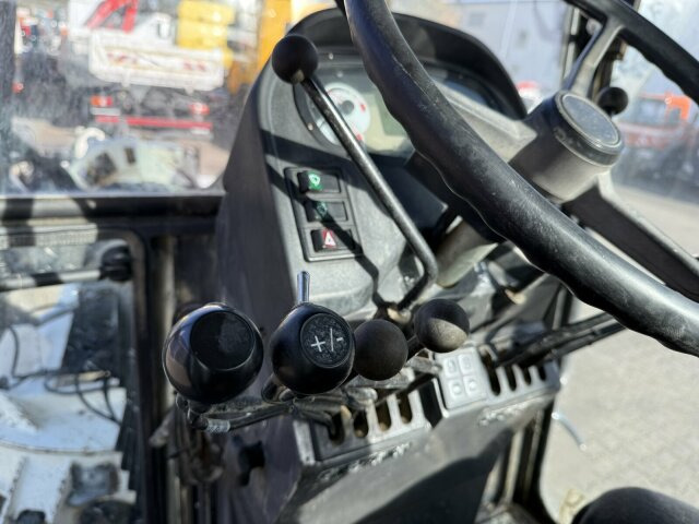 New Holland F106.6A alrrad 6x6 Grader 12 Ton - 10.700 Std - Grejdr: obrázek 3 New Holland F106.6A alrrad 6x6 Grader 12 Ton - 10.700 Std - Grejdr: obrázek 3