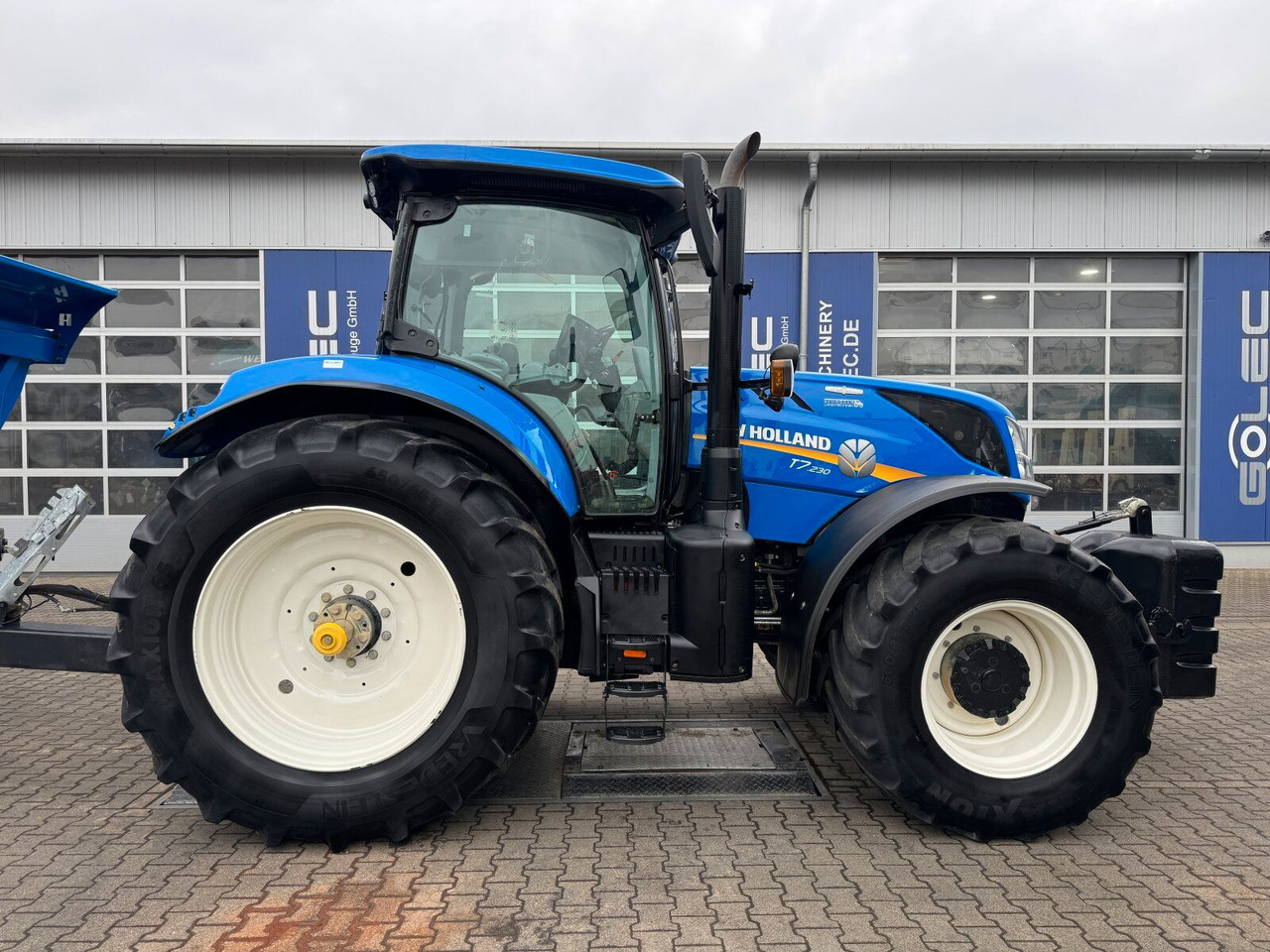 New Holland T7.230 AC 4x4 Autocommand Traktor 216 PS *Kipper - Traktor: obrázek 3 New Holland T7.230 AC 4x4 Autocommand Traktor 216 PS *Kipper - Traktor: obrázek 3