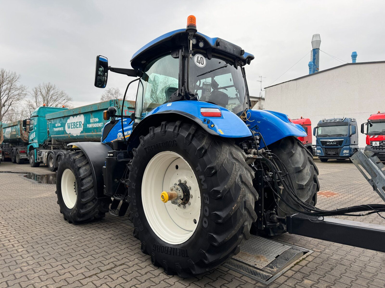 New Holland T7.230 AC 4x4 Autocommand Traktor 216 PS *Kipper - Traktor: obrázek 5 New Holland T7.230 AC 4x4 Autocommand Traktor 216 PS *Kipper - Traktor: obrázek 5