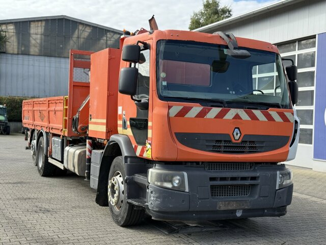 Renault Premium Lander Pritsche mit Kran FASSI - Auto s hydraulickou rukou, Nákladní automobil valníkový/ Plošinový: obrázek 1 Renault Premium Lander Pritsche mit Kran FASSI - Auto s hydraulickou rukou, Nákladní automobil valníkový/ Plošinový: obrázek 1