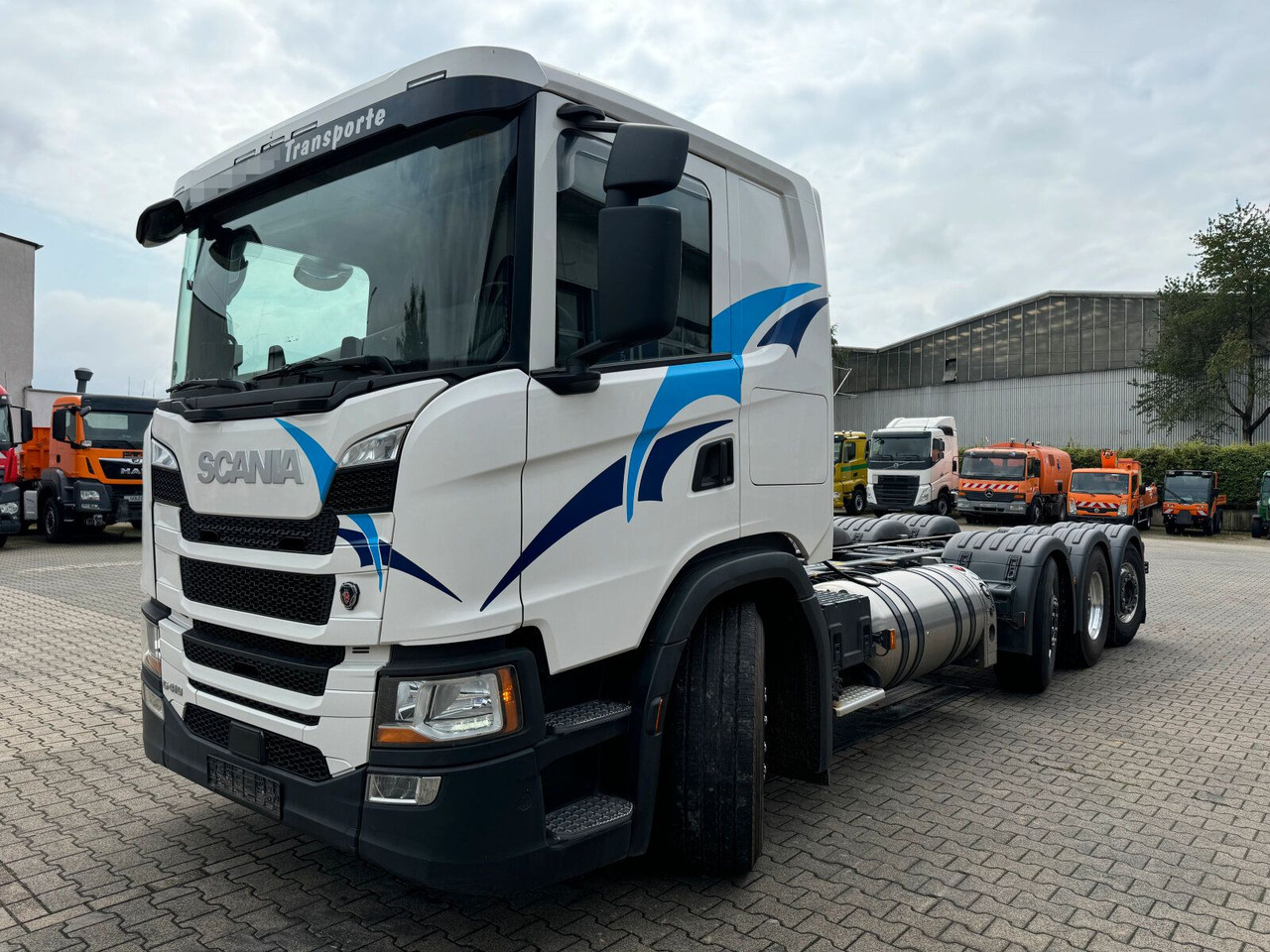 Scania G 410 B8x2*6 NB LNG Fahrgestell Nebenantrieb - Podvozek s kabinou, Auto s hydraulickou rukou: obrázek 3 Scania G 410 B8x2*6 NB LNG Fahrgestell Nebenantrieb - Podvozek s kabinou, Auto s hydraulickou rukou: obrázek 3