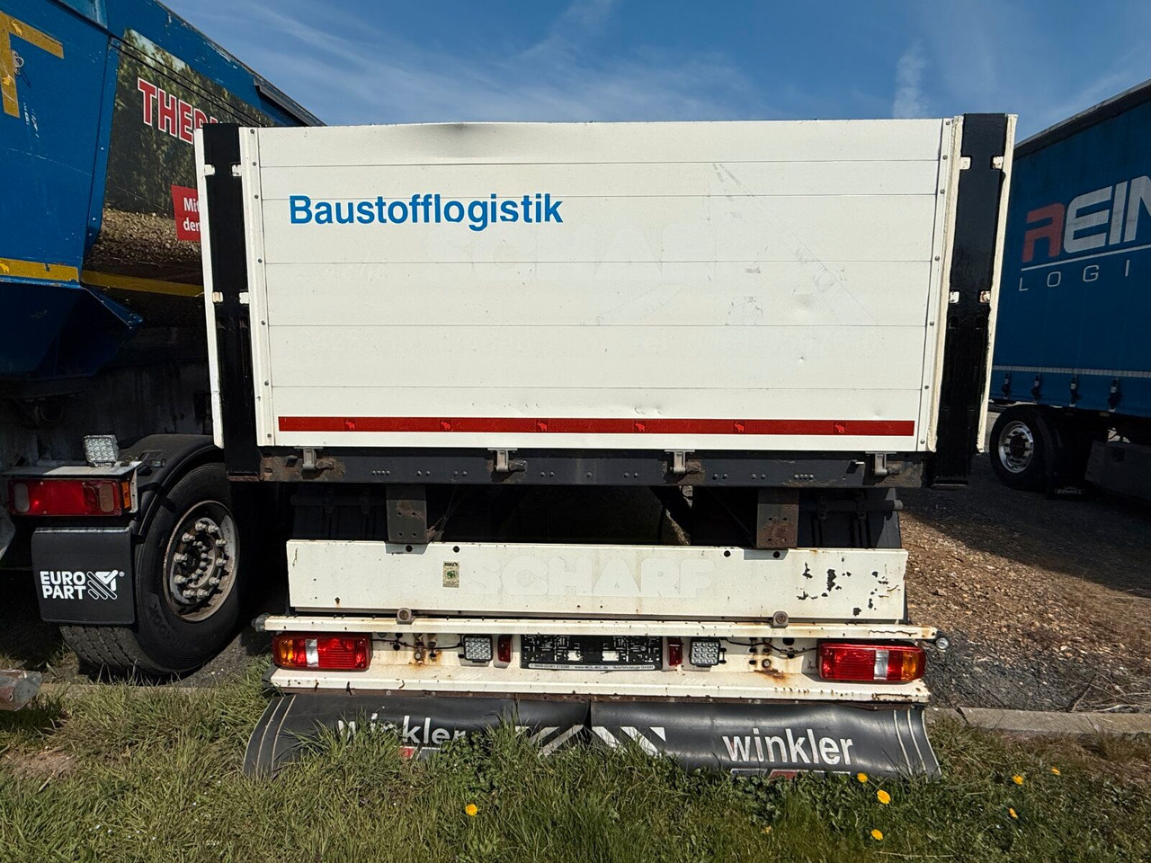 Schmitz Cargobull Gotha AFG 18 BS Baustoffanhänger 2 Achse - Přívěs plato/ Valník: obrázek 4 Schmitz Cargobull Gotha AFG 18 BS Baustoffanhänger 2 Achse - Přívěs plato/ Valník: obrázek 4