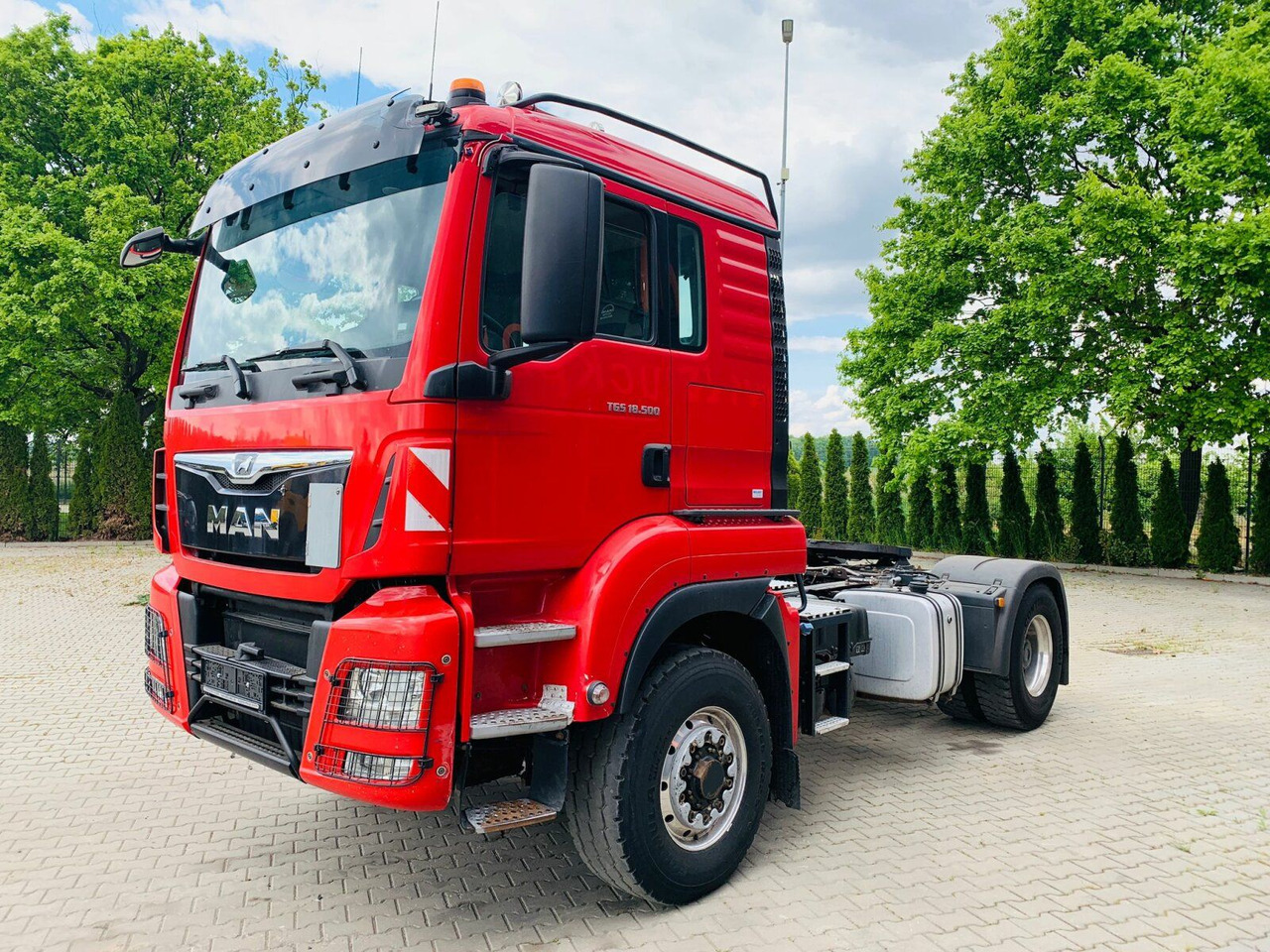 MAN TGS 18.500 4x4H BLS Euro 6 SZM Kipphyd. Retarder - Tahač: obrázek 2 MAN TGS 18.500 4x4H BLS Euro 6 SZM Kipphyd. Retarder - Tahač: obrázek 2