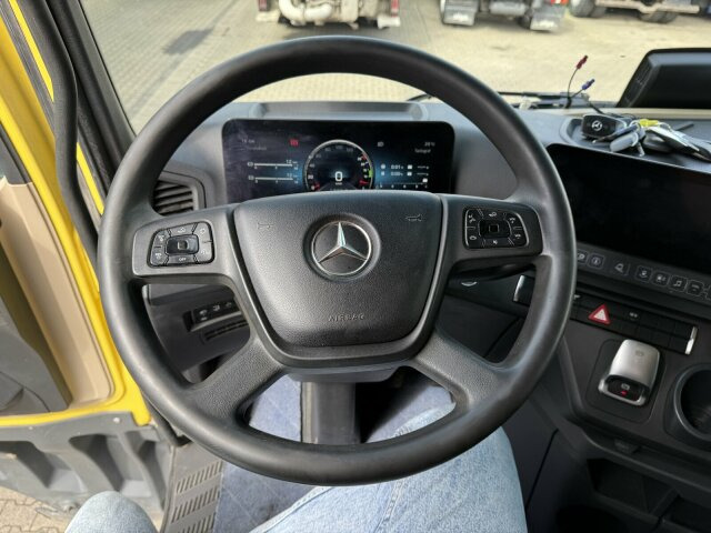 Mercedes-Benz ACTROS 1846 4x4 HAD Eur 6 Kipphydraulik Retarder - Tahač: obrázek 5 Mercedes-Benz ACTROS 1846 4x4 HAD Eur 6 Kipphydraulik Retarder - Tahač: obrázek 5