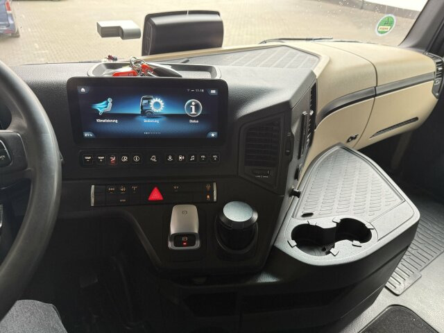 Mercedes-Benz ACTROS 1846 4x4 HAD Euro 6 Kipphydraulik - Tahač: obrázek 3 Mercedes-Benz ACTROS 1846 4x4 HAD Euro 6 Kipphydraulik - Tahač: obrázek 3