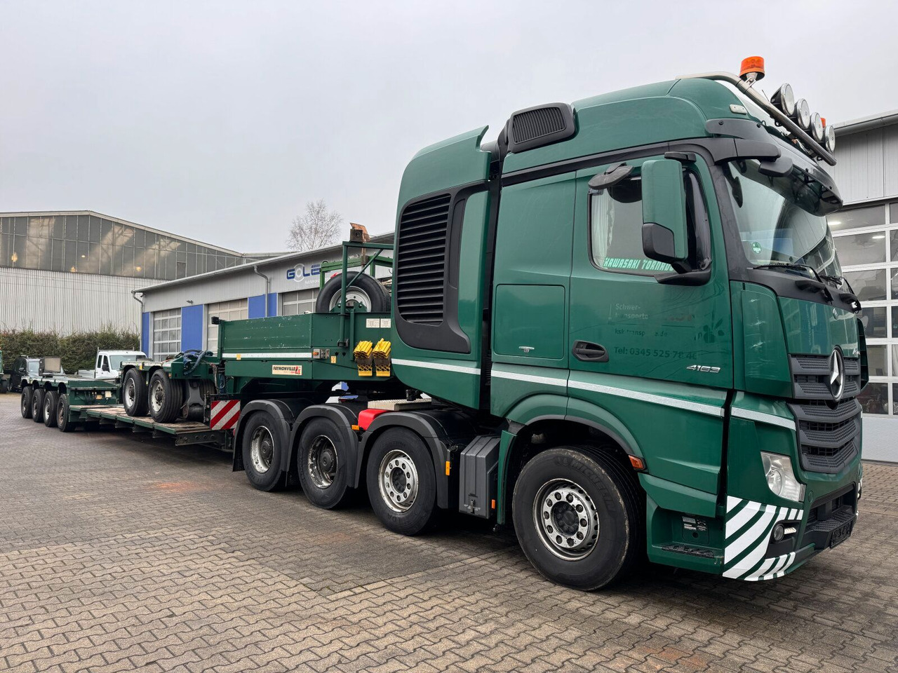 Mercedes-Benz ACTROS 4163 8x4 Schwerlast +Tieflader 4+2 *83 T - Tahač: obrázek 1 Mercedes-Benz ACTROS 4163 8x4 Schwerlast +Tieflader 4+2 *83 T - Tahač: obrázek 1