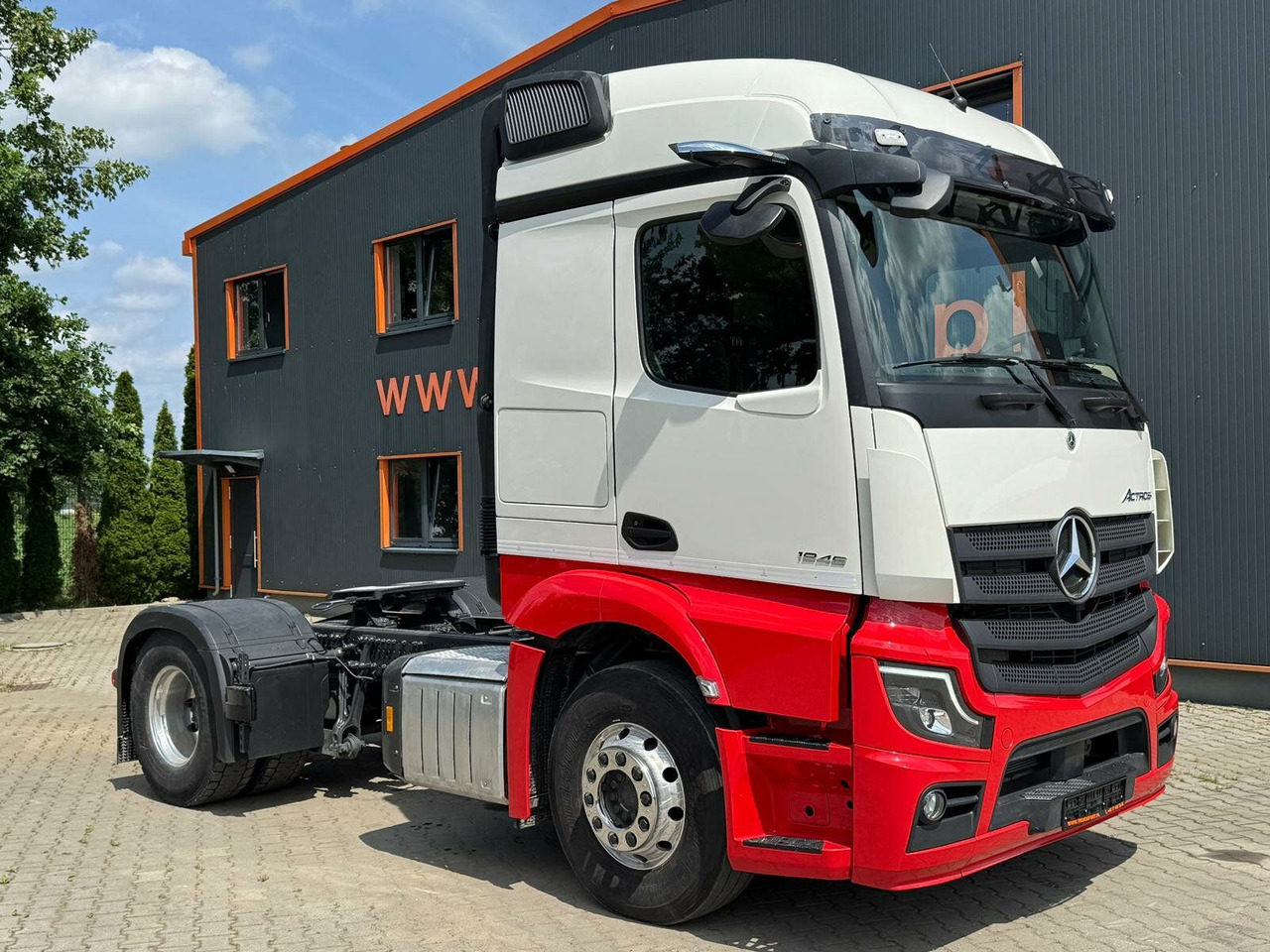Mercedes-Benz Actros 1846 Euro 6 SZM Retarder - Tahač: obrázek 1 Mercedes-Benz Actros 1846 Euro 6 SZM Retarder - Tahač: obrázek 1