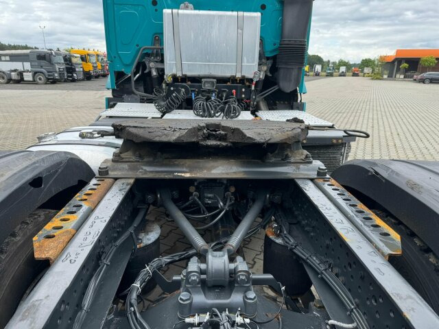 Tahač Mercedes-Benz Arocs 2142 4x4H SZM Euro 6 Kipphydraulik: obrázek 6 Tahač Mercedes-Benz Arocs 2142 4x4H SZM Euro 6 Kipphydraulik: obrázek 6