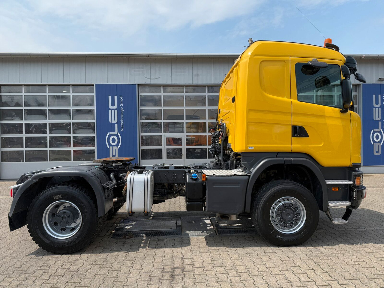 Scania G450 4x4 Euro 6 SZM Kipphydraulik Blatt/ Luft - Tahač: obrázek 2 Scania G450 4x4 Euro 6 SZM Kipphydraulik Blatt/ Luft - Tahač: obrázek 2