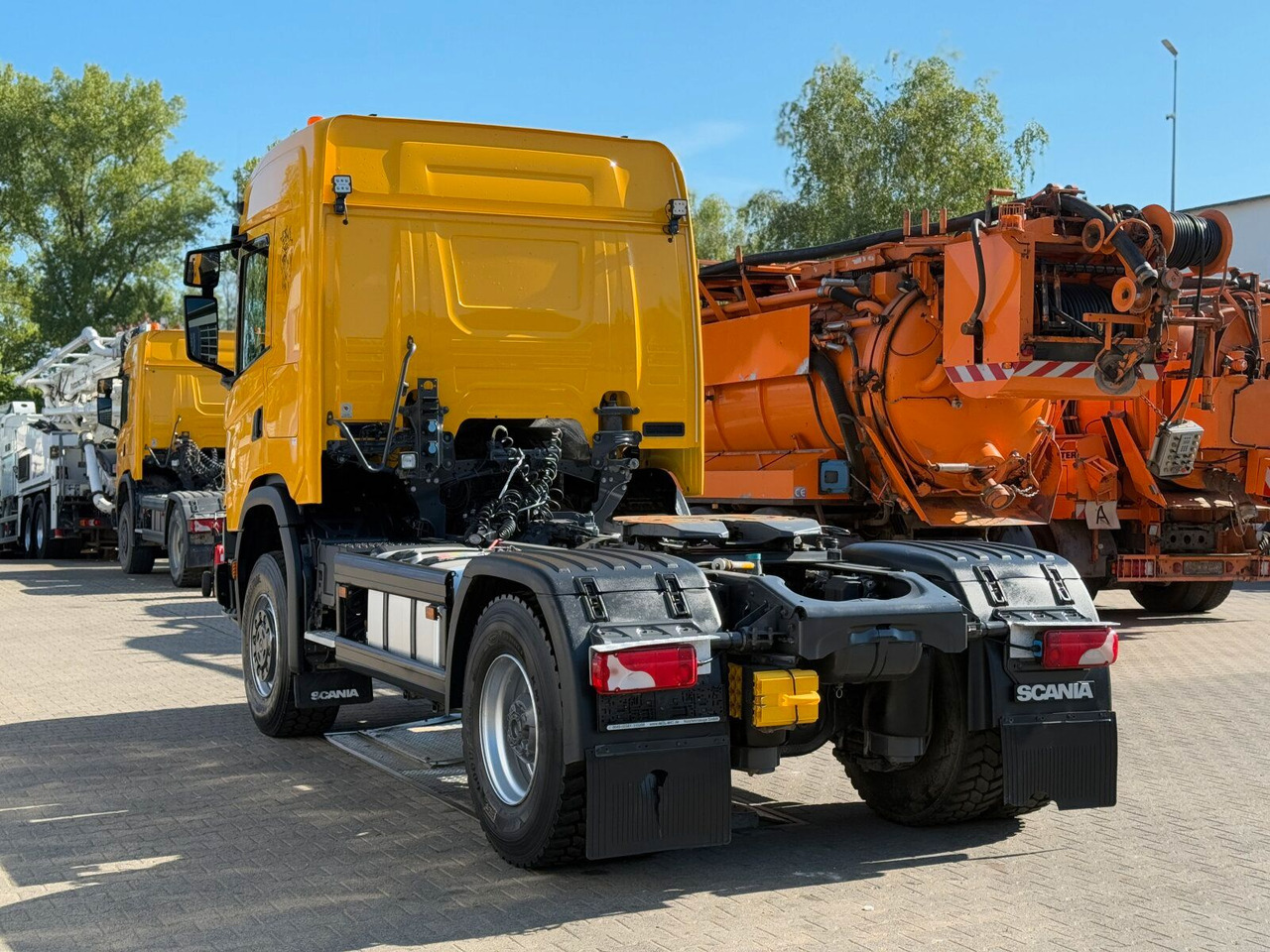 Scania G450 XT 4x4 Euro 6 SZM Kipphydraulik Blatt/ Luft - Tahač: obrázek 5 Scania G450 XT 4x4 Euro 6 SZM Kipphydraulik Blatt/ Luft - Tahač: obrázek 5