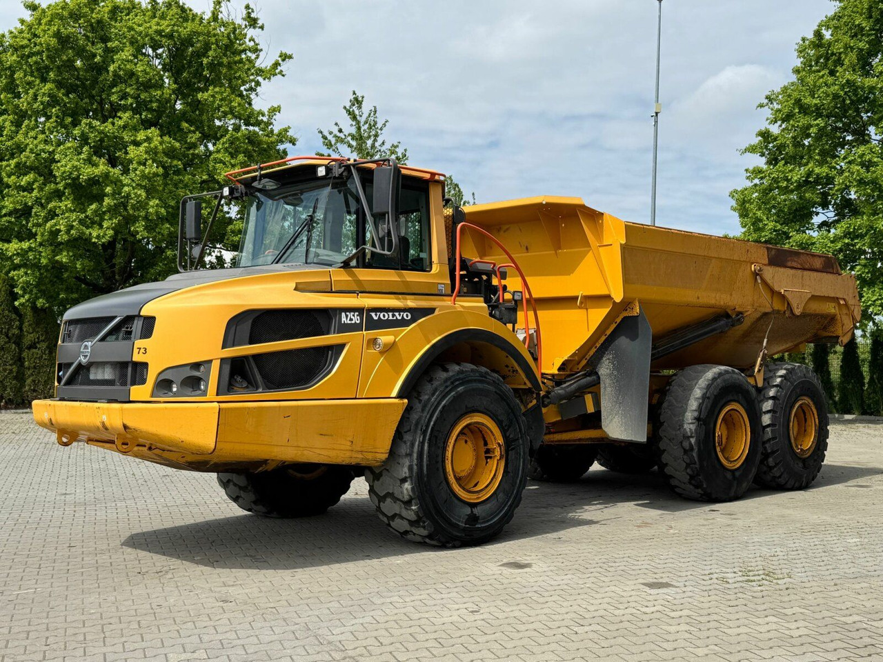 Volvo A25G Dumper 22,5 Ton 11.361 Stunden - Sklápěč: obrázek 2 Volvo A25G Dumper 22,5 Ton 11.361 Stunden - Sklápěč: obrázek 2