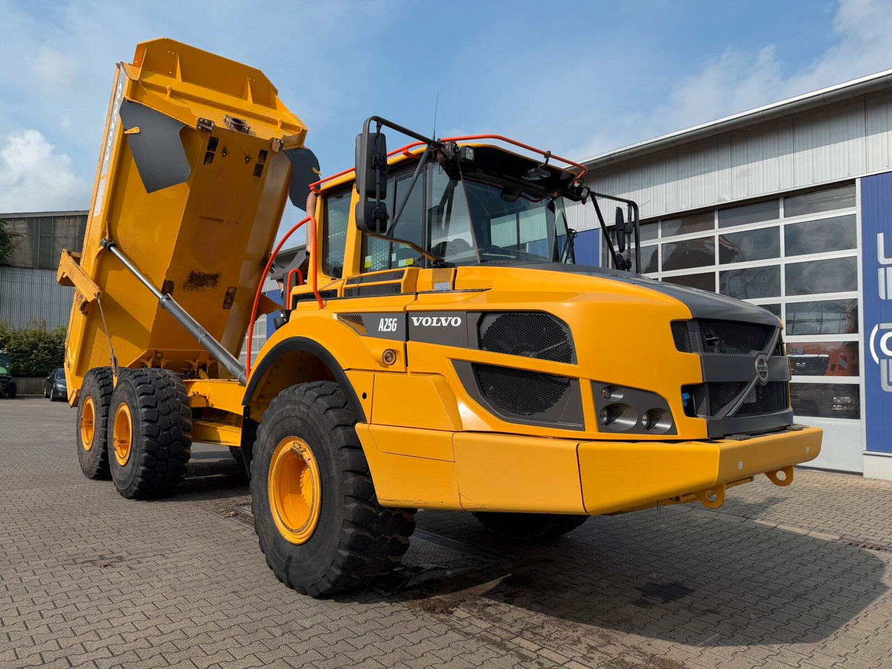 Volvo A25G Dumper 9.722 h Baujahr 2021 - Ramenový nosič kontajnerov: obrázek 2 Volvo A25G Dumper 9.722 h Baujahr 2021 - Ramenový nosič kontajnerov: obrázek 2