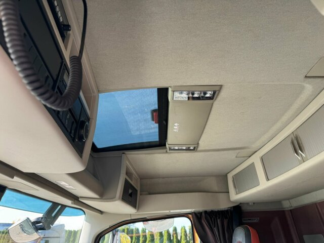 Volvo FH16 750 8X4 Holztransport Alukar TOP! - Lesovůz: obrázek 4 Volvo FH16 750 8X4 Holztransport Alukar TOP! - Lesovůz: obrázek 4