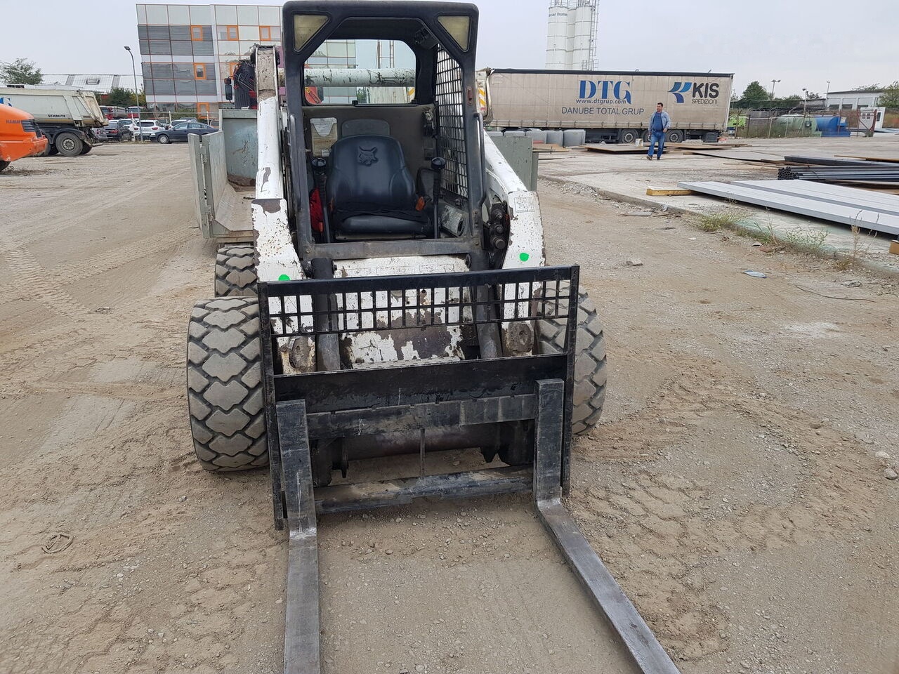 Bobcat S 250 TURBO - Smykový nakladač: obrázek 2 Bobcat S 250 TURBO - Smykový nakladač: obrázek 2