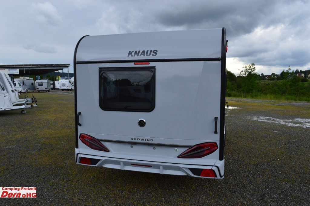 Knaus Südwind 420 QD 60 YEARS Kühlschrank 142l - Karavan: obrázek 3 Knaus Südwind 420 QD 60 YEARS Kühlschrank 142l - Karavan: obrázek 3