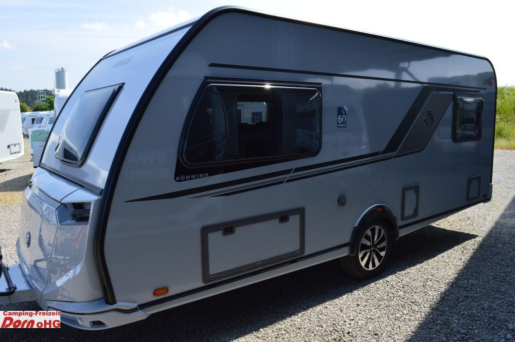 Knaus Südwind 500 EU 60 Years Dachklima - Karavan: obrázek 5 Knaus Südwind 500 EU 60 Years Dachklima - Karavan: obrázek 5