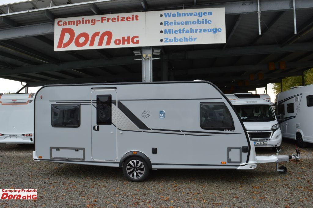 Knaus Südwind 500 FU 60 Years Gas Paket Knaus Südwind 500 FU 60 Years Gas Paket - Karavan: obrázek 1 Knaus Südwind 500 FU 60 Years Gas Paket Knaus Südwind 500 FU 60 Years Gas Paket - Karavan: obrázek 1
