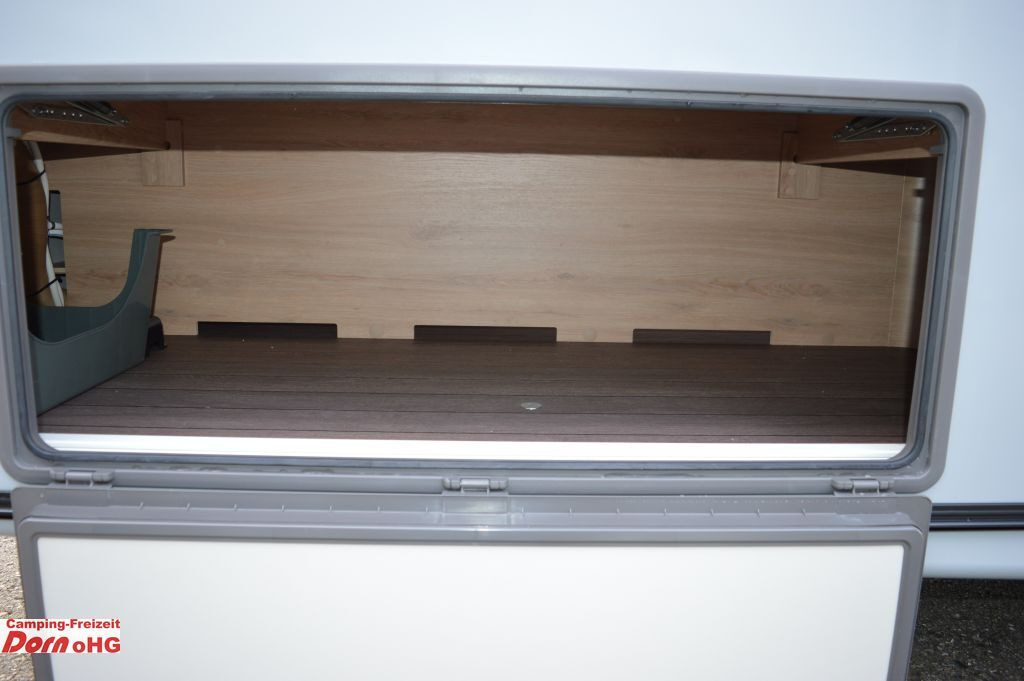 Knaus Südwind 540 UE Black Selection Elektrische Fußbo leasing Knaus Südwind 540 UE Black Selection Elektrische Fußbo: obrázek 7