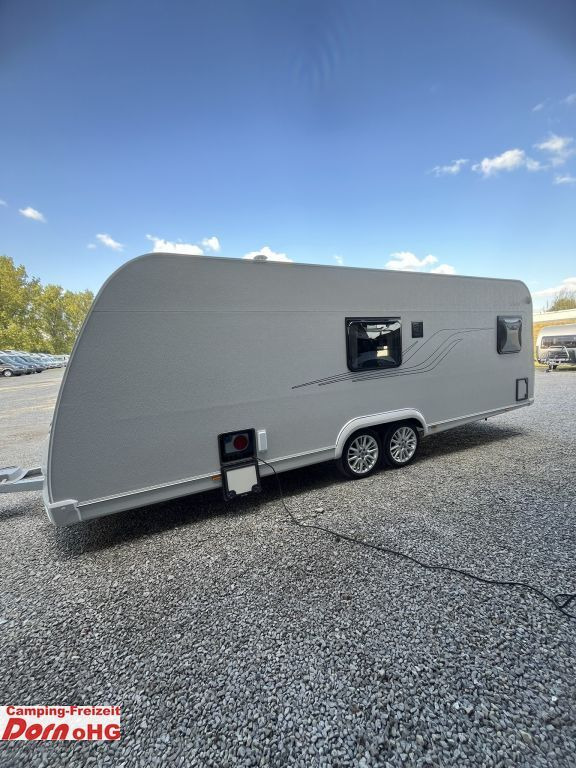 Tabbert Senara 620 DMK 2,5 elektrische Fußbodenerwärmung Tabbert Senara 620 DMK 2,5 elektrische Fußbodenerwärmung - Karavan: obrázek 4 Tabbert Senara 620 DMK 2,5 elektrische Fußbodenerwärmung Tabbert Senara 620 DMK 2,5 elektrische Fußbodenerwärmung - Karavan: obrázek 4