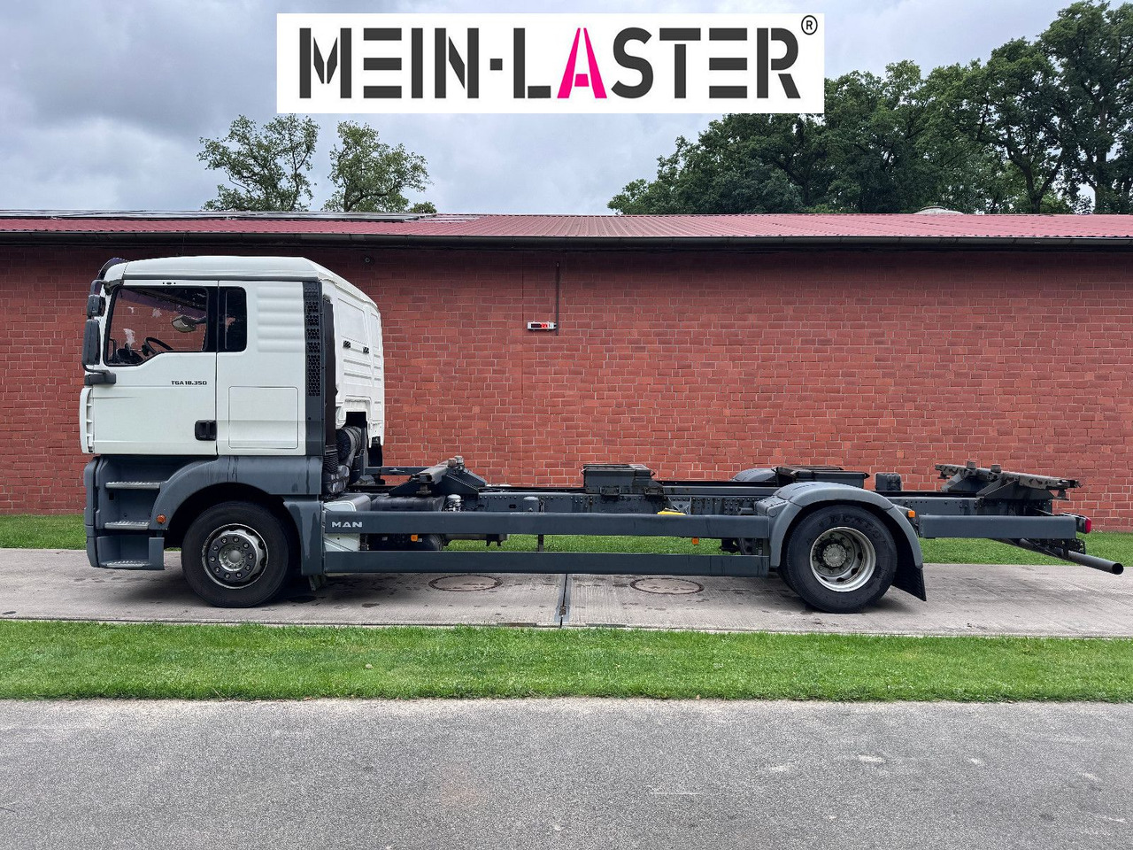 MAN TGA 18.350 BDF 5 Sitzer Klima 209.380 km - Kontejnérový podvozek/ Výměnná nástavba: obrázek 4 MAN TGA 18.350 BDF 5 Sitzer Klima 209.380 km - Kontejnérový podvozek/ Výměnná nástavba: obrázek 4