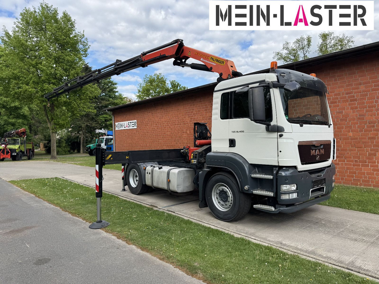 MAN TGS 18.400 PK 22002-E Kran 20 m- 5/6 Steuerk.-FB - Tahač: obrázek 2 MAN TGS 18.400 PK 22002-E Kran 20 m- 5/6 Steuerk.-FB - Tahač: obrázek 2