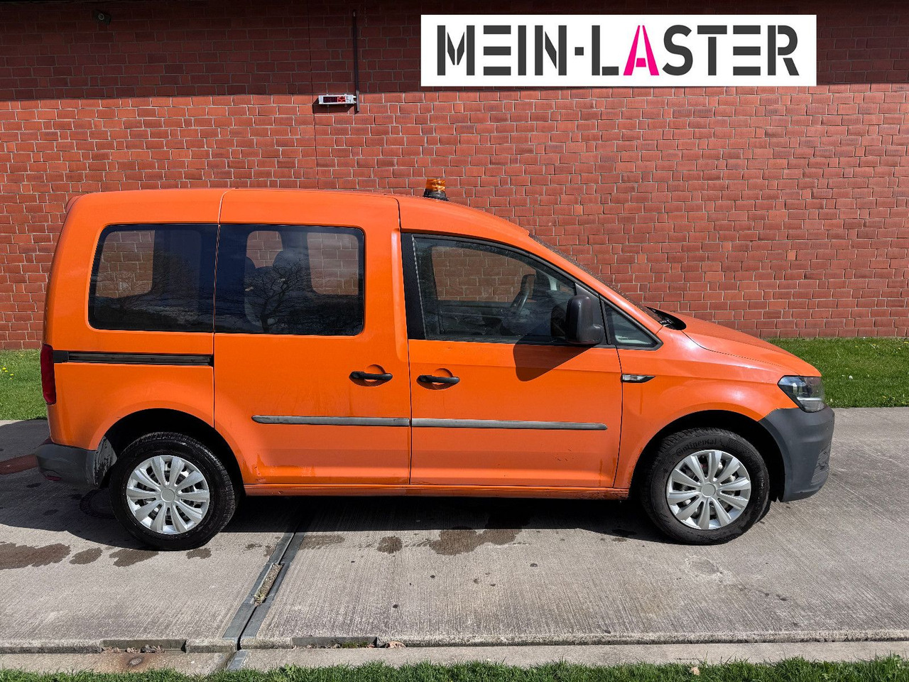 Volkswagen Caddy 2.0 TDI Klima 1. Hand 73.300 km - Mikrobus: obrázek 4 Volkswagen Caddy 2.0 TDI Klima 1. Hand 73.300 km - Mikrobus: obrázek 4