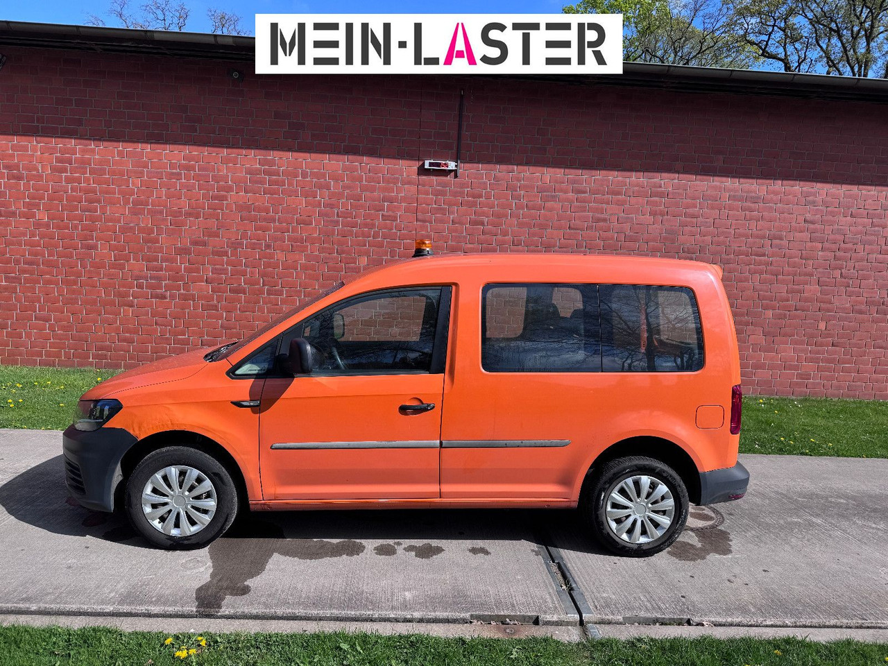 Volkswagen Caddy 2.0 TDI Klima 1. Hand 73.300 km - Mikrobus: obrázek 3 Volkswagen Caddy 2.0 TDI Klima 1. Hand 73.300 km - Mikrobus: obrázek 3