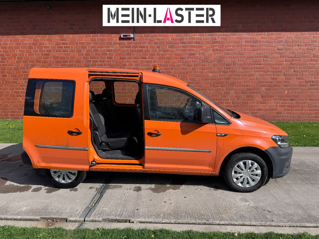 Volkswagen Caddy 2.0 TDI Klima 1. Hand 73.300 km - Mikrobus: obrázek 5 Volkswagen Caddy 2.0 TDI Klima 1. Hand 73.300 km - Mikrobus: obrázek 5