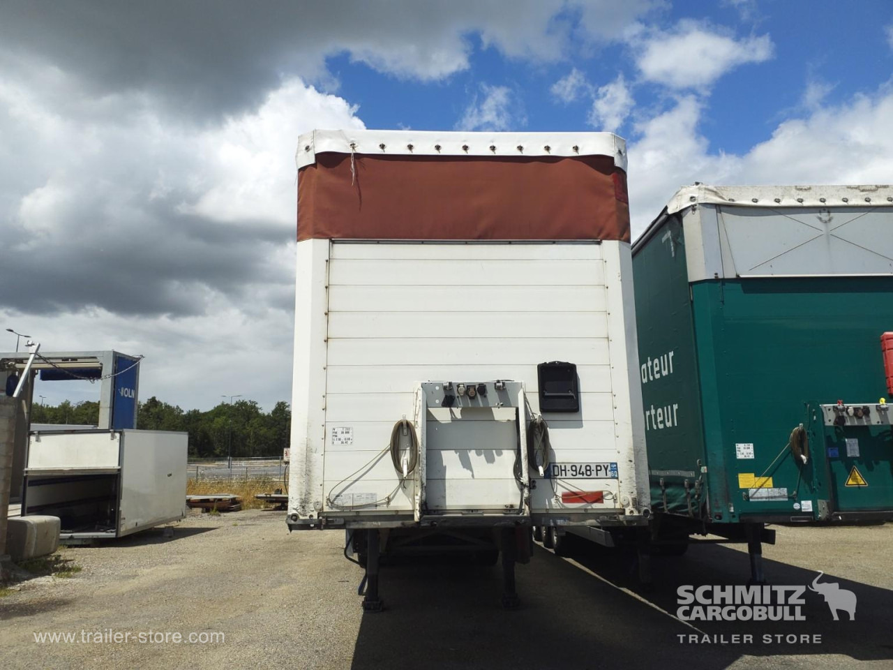 SCHMITZ Curtainsider Standard Taillift - Plachtový návěs: obrázek 5 SCHMITZ Curtainsider Standard Taillift - Plachtový návěs: obrázek 5
