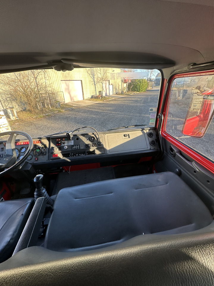 Hasičský vůz Renault M 210: obrázek 8