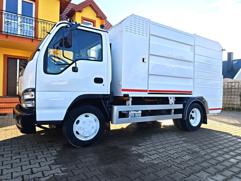 Isuzu Small CONTAINER WASHER Containerreiniger - FARID - Vůz na odvoz odpadků: obrázek 3 Isuzu Small CONTAINER WASHER Containerreiniger - FARID - Vůz na odvoz odpadků: obrázek 3