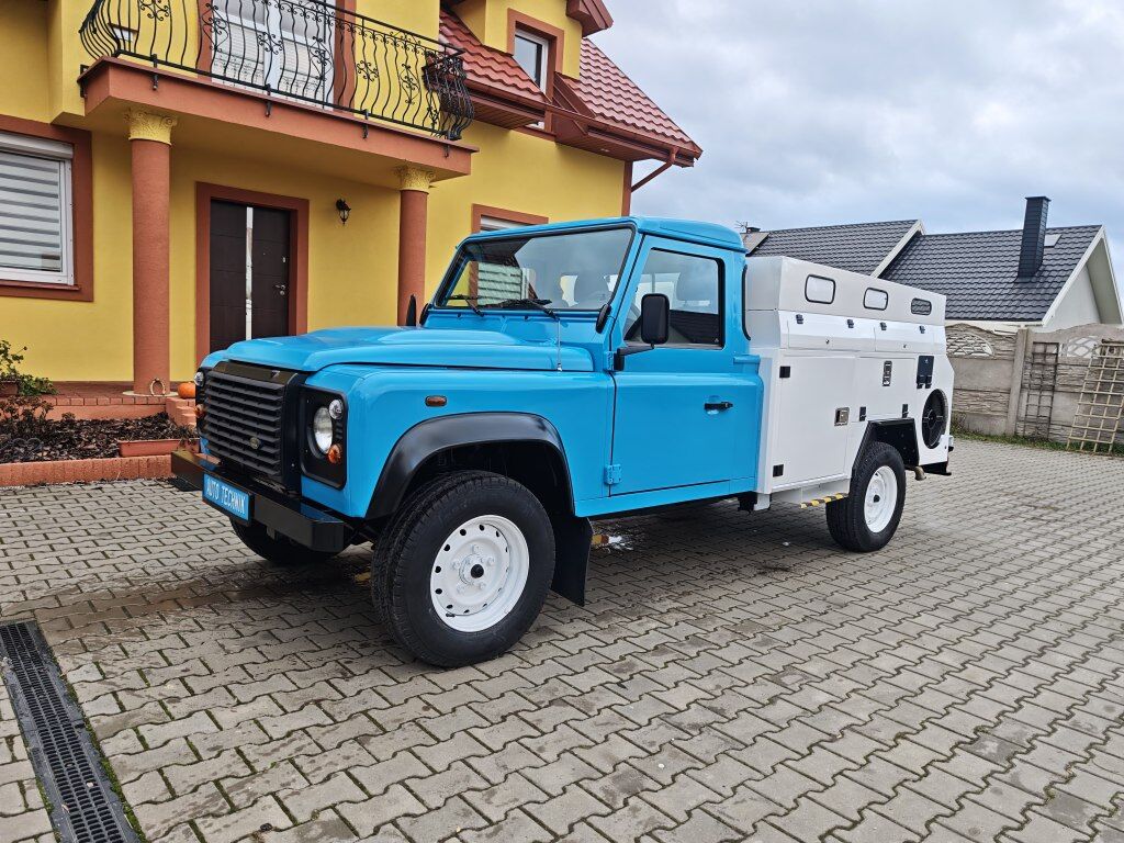 Land Rover Defender 130 RIVARD Premium - Čistič odpadových jam: obrázek 2 Land Rover Defender 130 RIVARD Premium - Čistič odpadových jam: obrázek 2