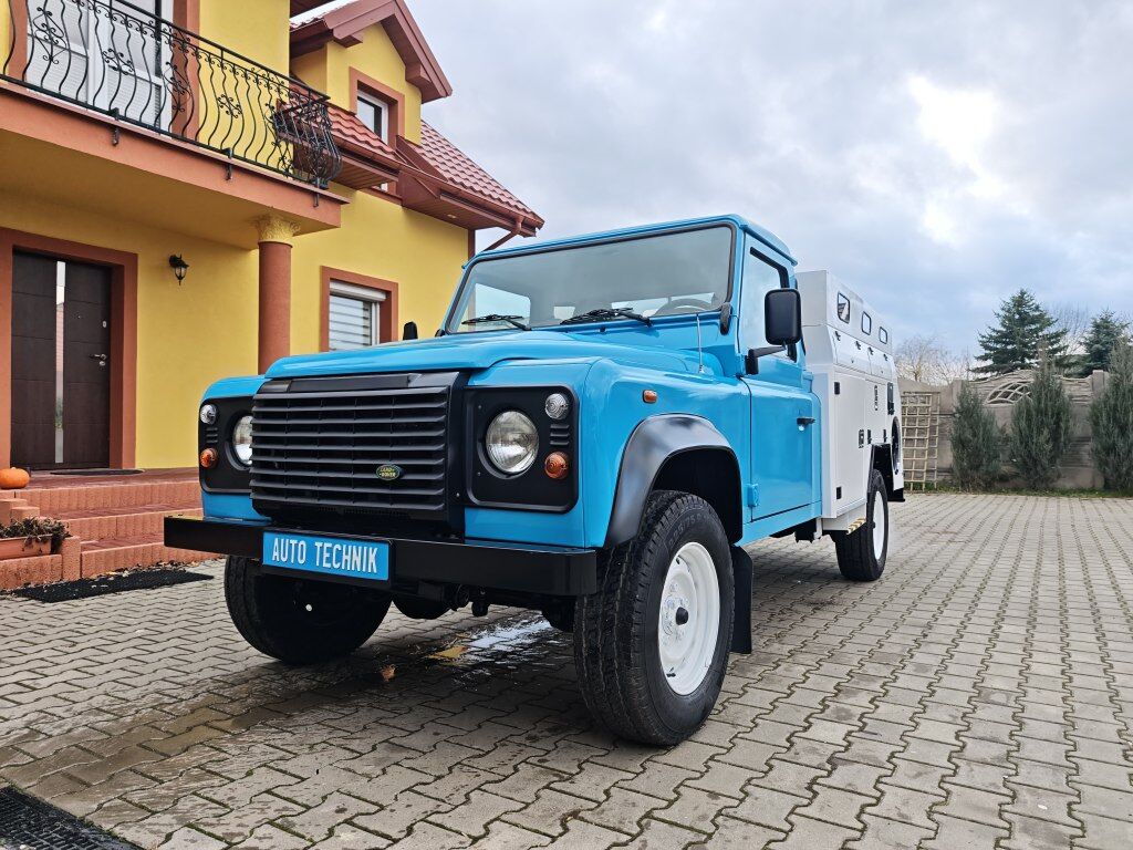 Land Rover Defender 130 RIVARD Premium - Čistič odpadových jam: obrázek 1 Land Rover Defender 130 RIVARD Premium - Čistič odpadových jam: obrázek 1