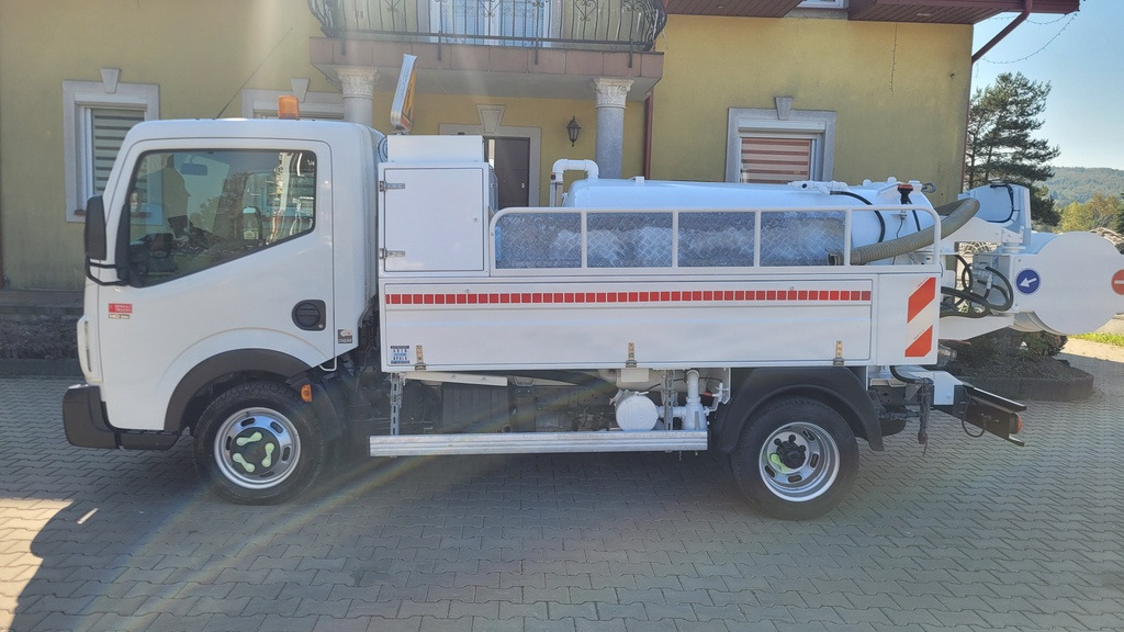 Renault Maxity 140dxi Kanalreiniger COMBI CLEANER VAACUM Hydrocureur - Čistič odpadových jam: obrázek 4 Renault Maxity 140dxi Kanalreiniger COMBI CLEANER VAACUM Hydrocureur - Čistič odpadových jam: obrázek 4