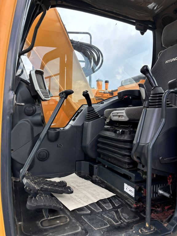 Hyundai HX 145 - Pásové rýpadlo: obrázek 5 Hyundai HX 145 - Pásové rýpadlo: obrázek 5