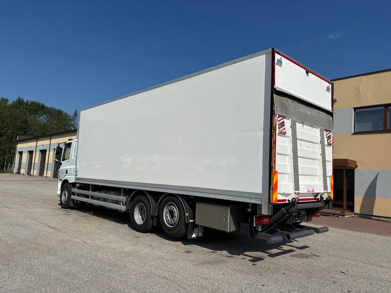 DAF CF440 - Chladírenský nákladní automobil: obrázek 5 DAF CF440 - Chladírenský nákladní automobil: obrázek 5
