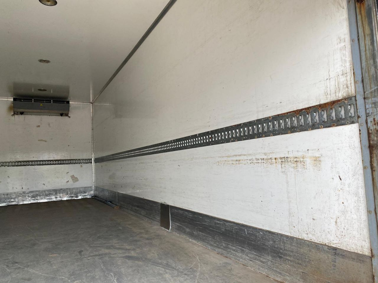 Chladírenský nákladní automobil MAN TGS18.320: obrázek 21