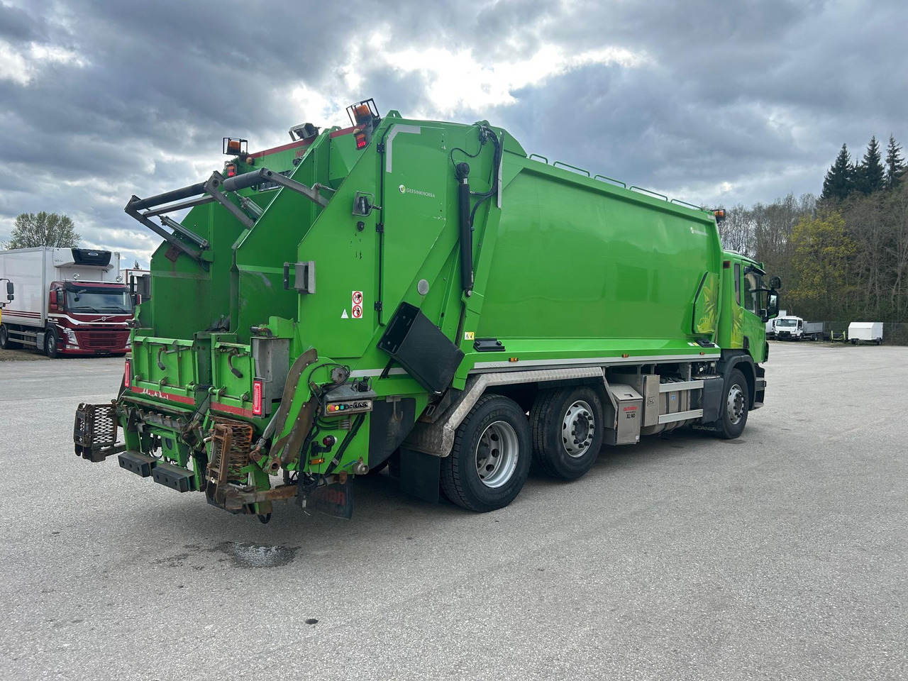 SCANIA P410 - Vůz na odvoz odpadků: obrázek 4 SCANIA P410 - Vůz na odvoz odpadků: obrázek 4