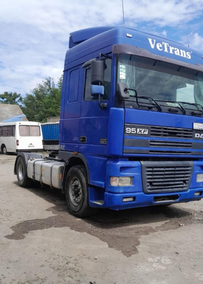 DAF XF 95.380 - Tahač: obrázek 1 DAF XF 95.380 - Tahač: obrázek 1