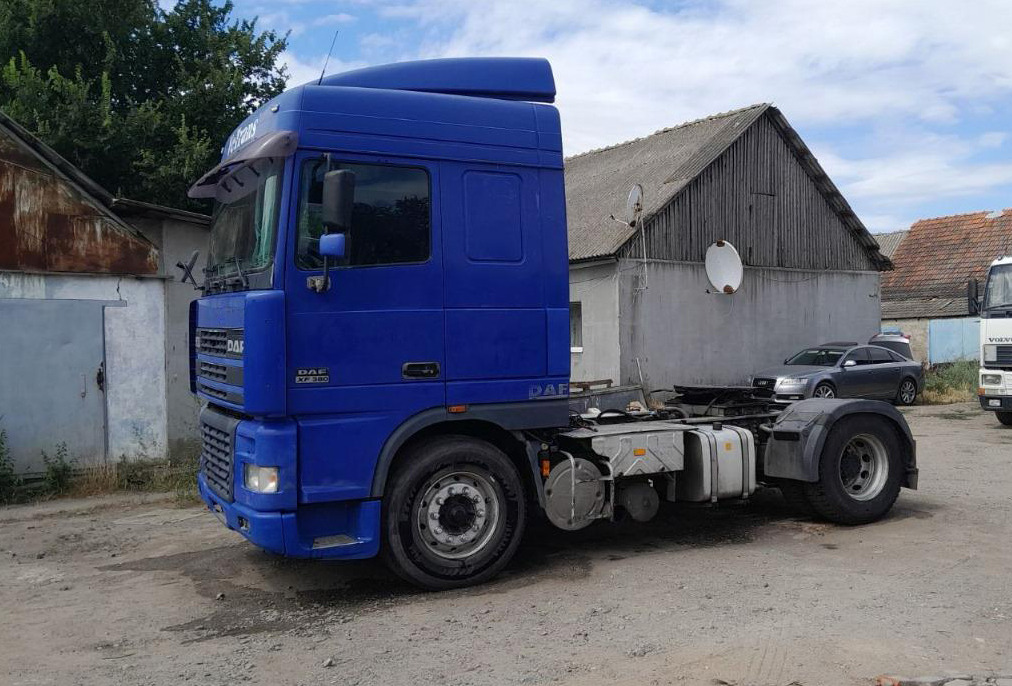 DAF XF 95.380 - Tahač: obrázek 3 DAF XF 95.380 - Tahač: obrázek 3