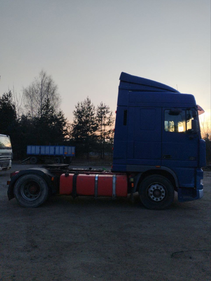 DAF XF 95.380 - Tahač: obrázek 3 DAF XF 95.380 - Tahač: obrázek 3