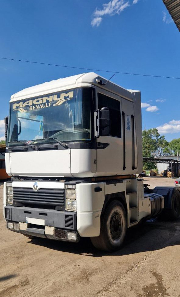 RENAULT Magnum 400 - Tahač: obrázek 2 RENAULT Magnum 400 - Tahač: obrázek 2