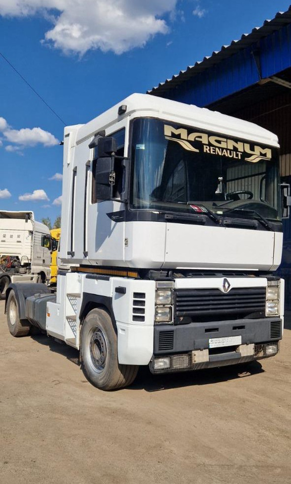 RENAULT Magnum 400 - Tahač: obrázek 1 RENAULT Magnum 400 - Tahač: obrázek 1
