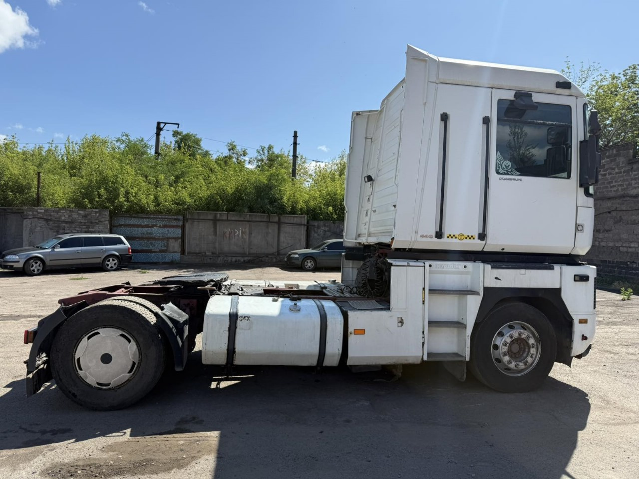 RENAULT Magnum 440 - Tahač: obrázek 2 RENAULT Magnum 440 - Tahač: obrázek 2