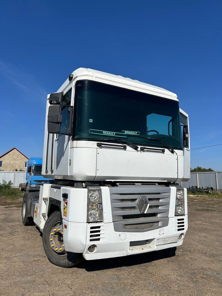 RENAULT Magnum 440 - Tahač: obrázek 1 RENAULT Magnum 440 - Tahač: obrázek 1