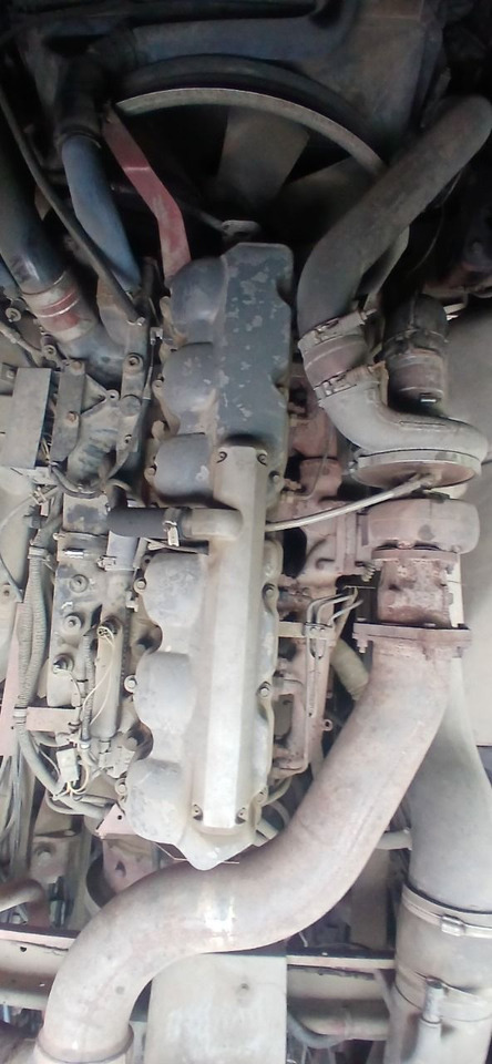 Tahač RENAULT Magnum 470: obrázek 16