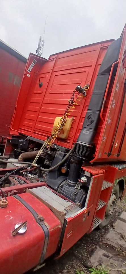 Tahač RENAULT Magnum 470: obrázek 8